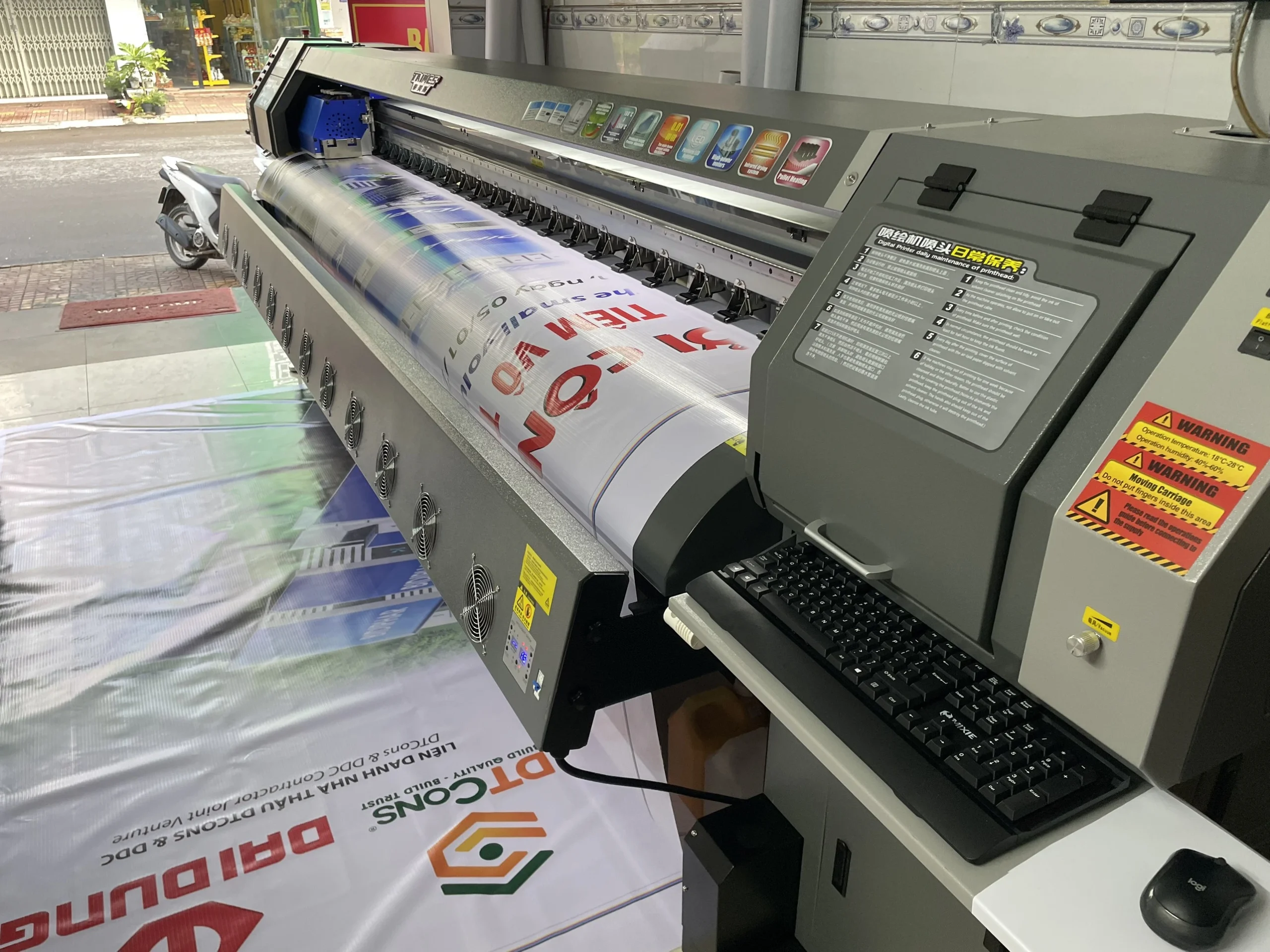 Bàn giao Máy In Bạt khổ 3m2 Taimes T5S về Bình Định 6 z5060612899396 de2546072d8910fab30134c57268f230 scaled