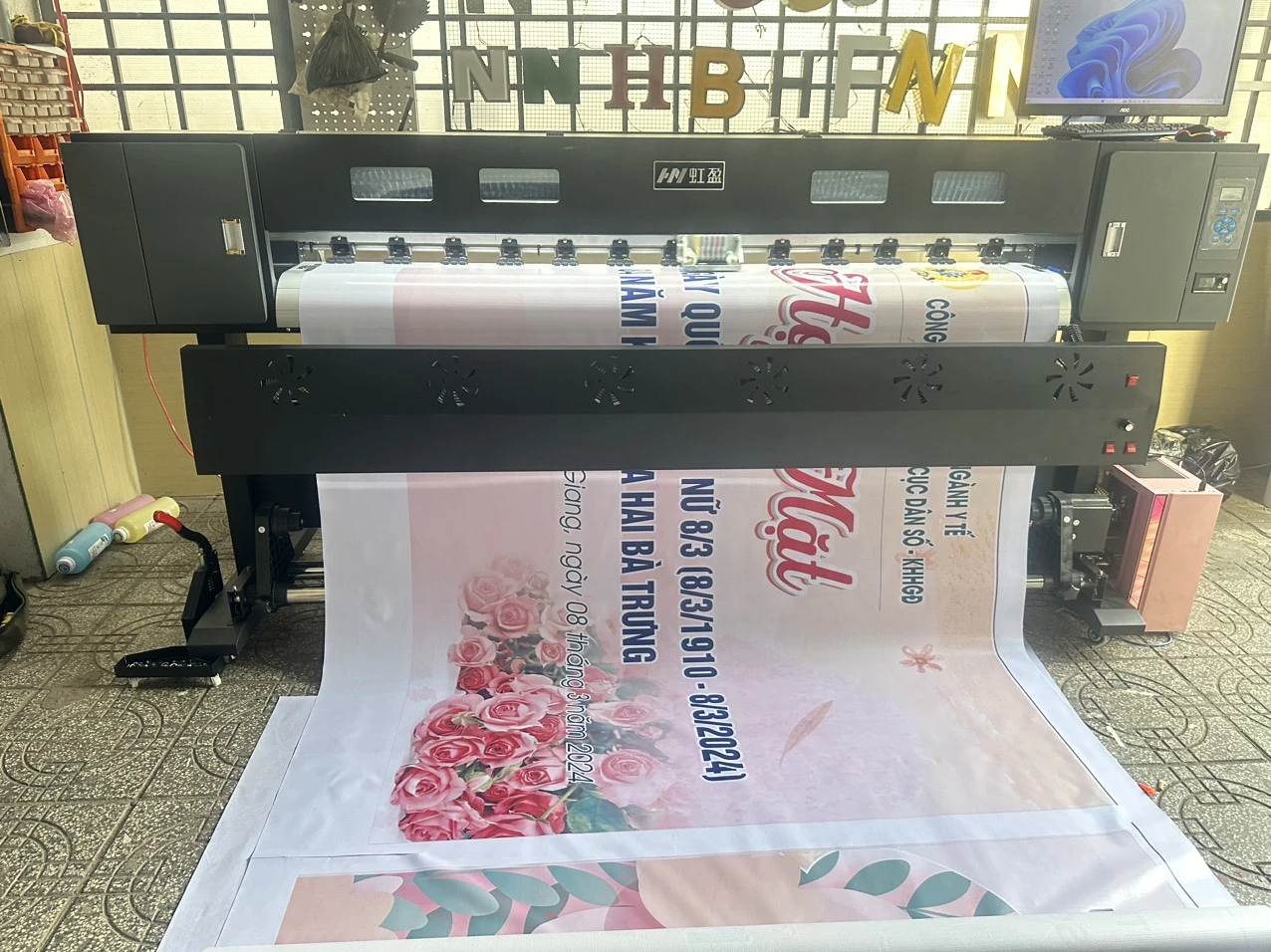 Bàn giao máy HongYing khổ 1m8 in bạt, decal tại Rạch Giá 7 z5260088356193 115aa52ed957153c7d9453112a21bfda