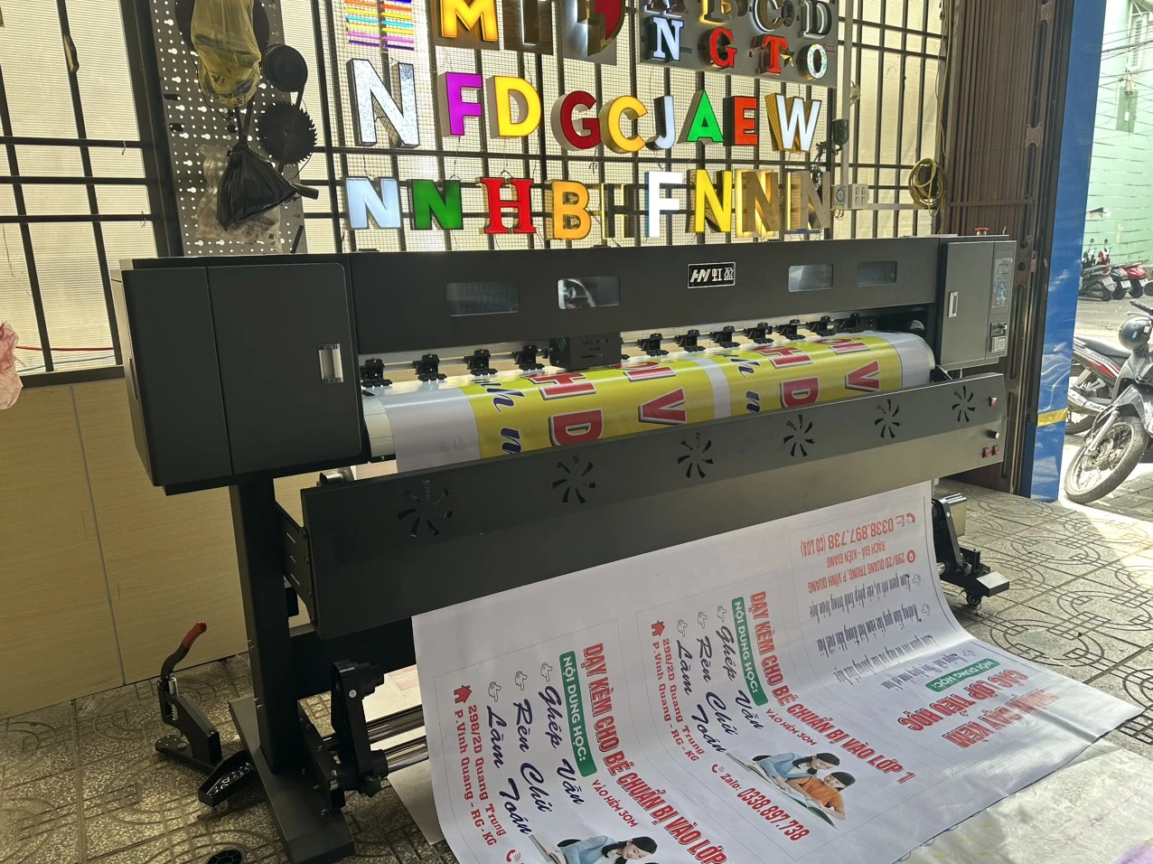Bàn giao máy HongYing khổ 1m8 in bạt, decal tại Rạch Giá 8 z5260088363259 d34989d9f50f3e77f7b3ef2241d866c9