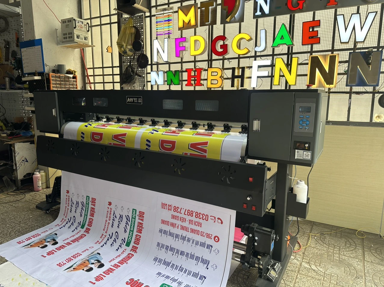 Bàn giao máy HongYing khổ 1m8 in bạt, decal tại Rạch Giá 16 z5260088440942 9420487256b941f0949072f841fcb9b1
