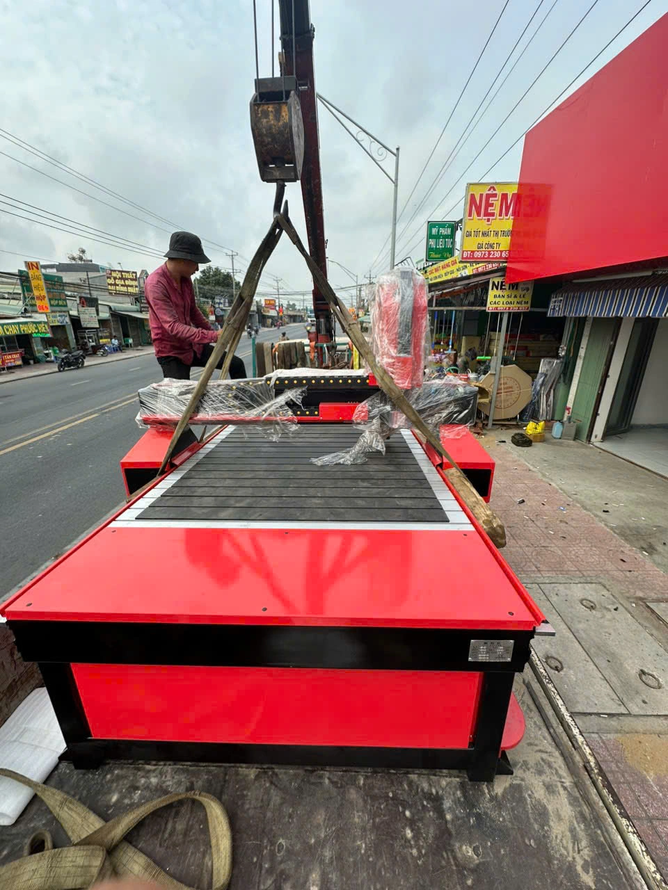 Bàn giao máy Cắt cnc 1325 tại Long An 2 z6008572185827 14e3b8953ad2071e9cf989284c5ba6c1