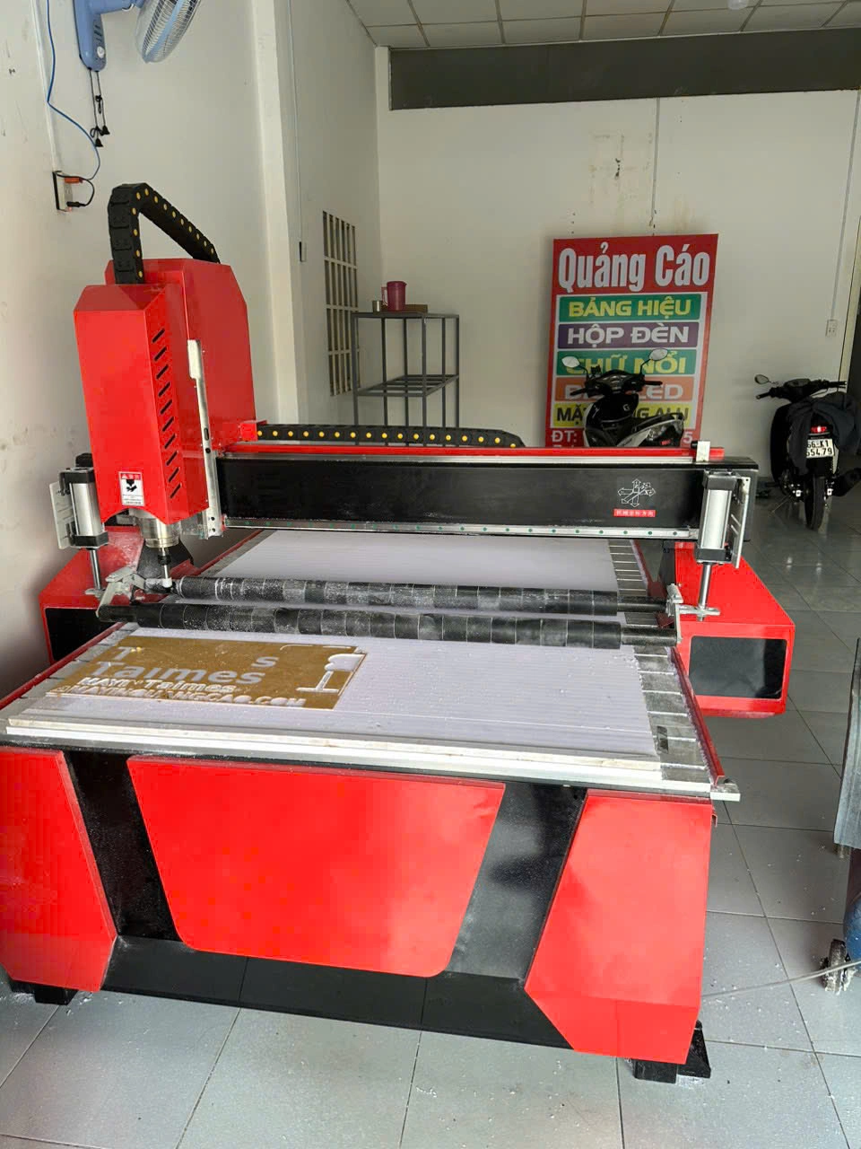 Bàn giao máy Cắt cnc 1325 tại Long An 8 z6008572280170 e4f199905317bbae2bbabfd993816db1