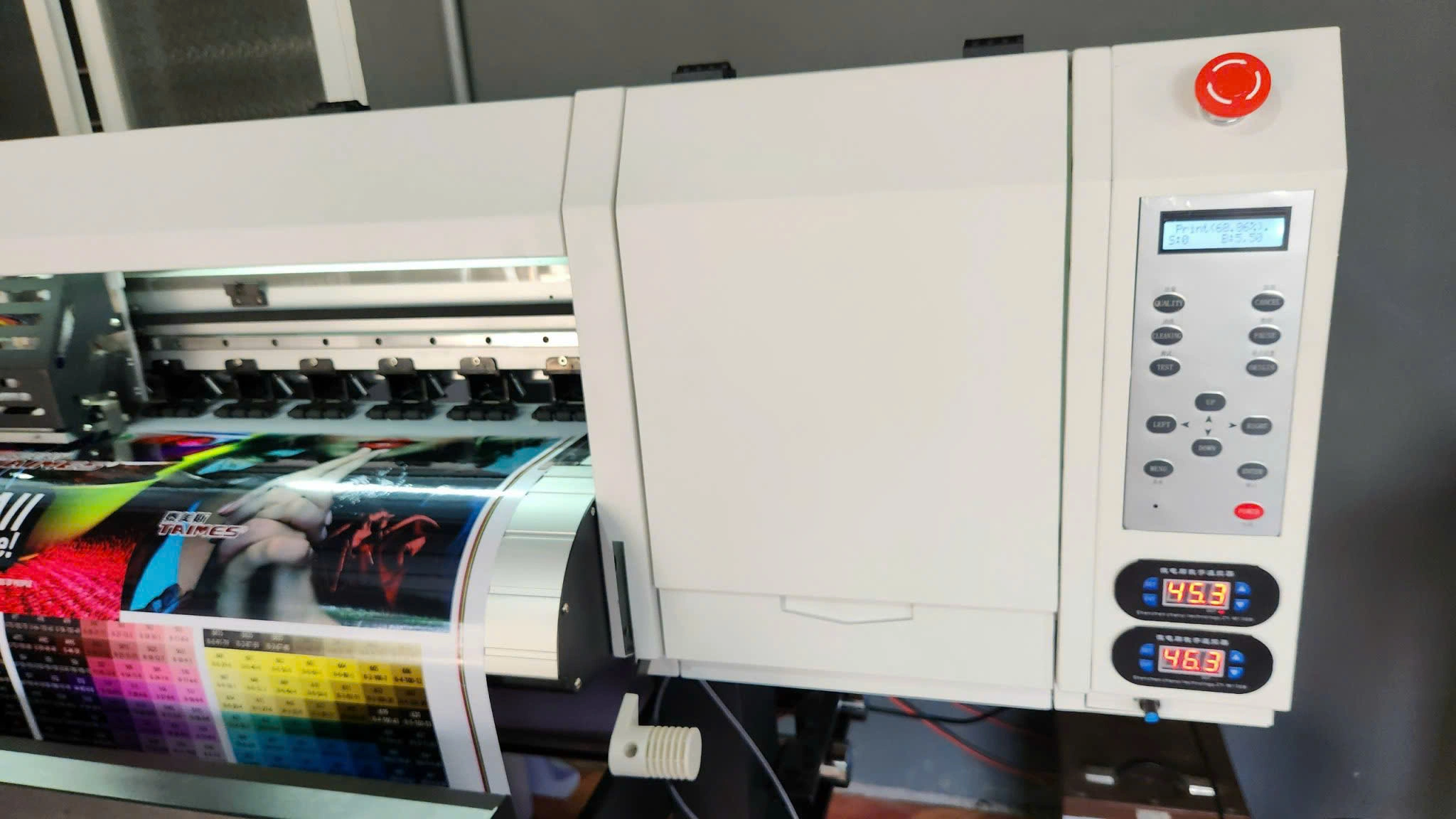 Bàn giao máy in decal Taimes 1m8 i3200 về Bình Định 3 z6008589363188 aaef5f331f222a8407e0f29216ca958d