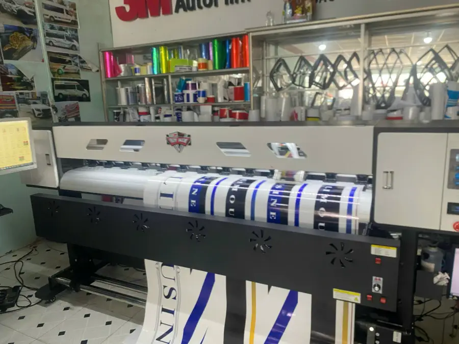 Ban giao may in quang cao kho hongying 1m8 ve ba ria 1