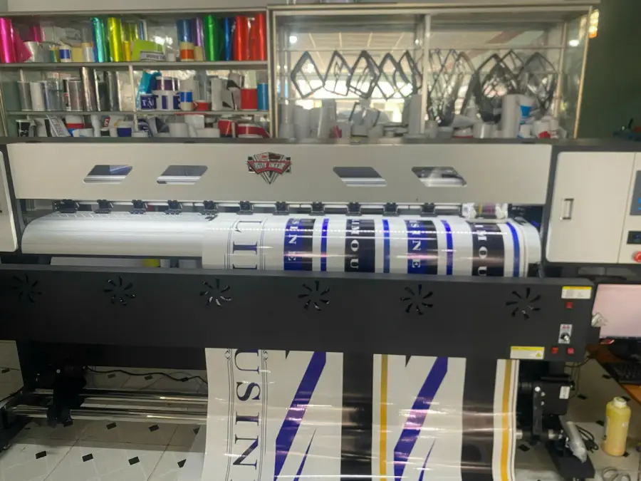 Ban giao may in quang cao kho hongying 1m8 ve ba ria 2